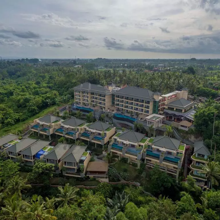 SereS Springs Resort and Spa